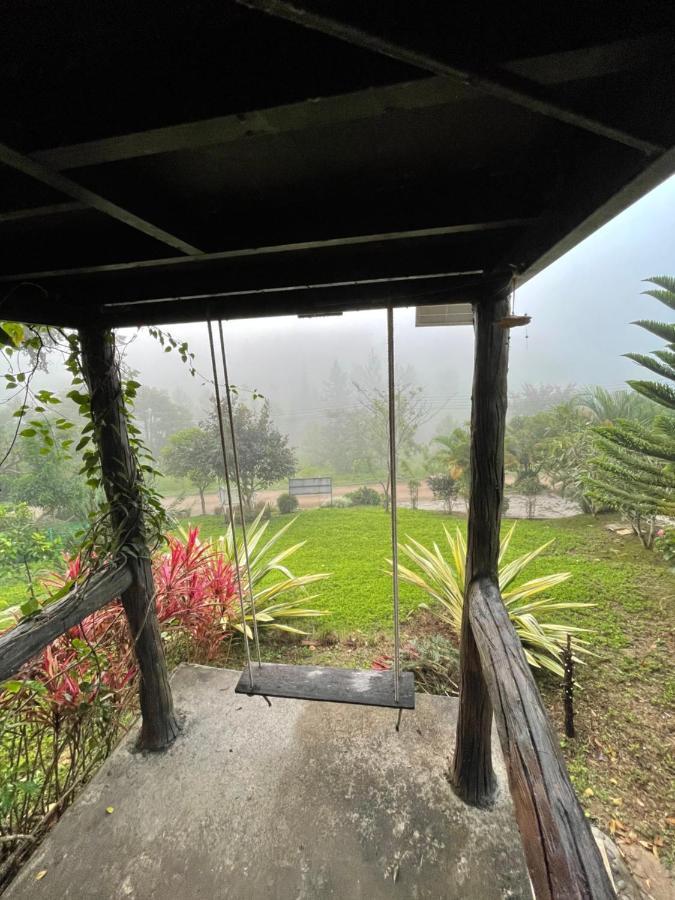 Tip House Villa Khao Kho Exteriör bild