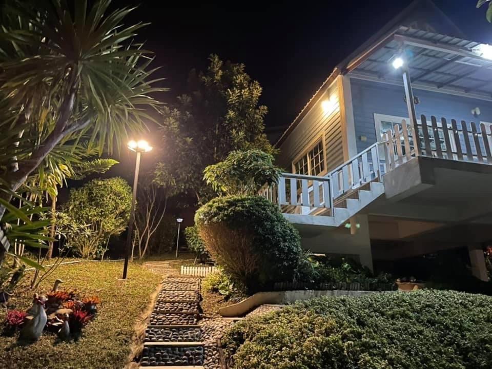 Tip House Villa Khao Kho Exteriör bild